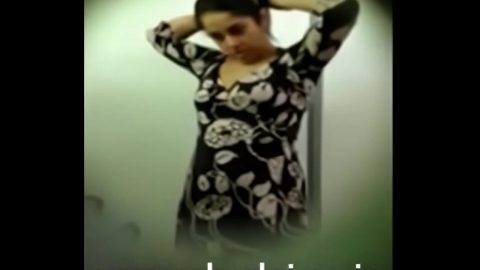 english chudai video bhabhi dress captured