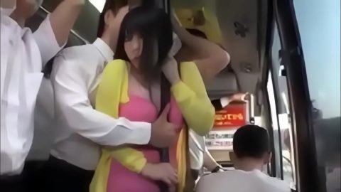 https://www.xxxvideok.com/japanese-bus-porn-on-the-bus-in-japan/
